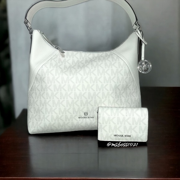 Michael Kors Aria Large Shoulder Bag + Wallet  in White/Allum NEW - Picture 1 of 10